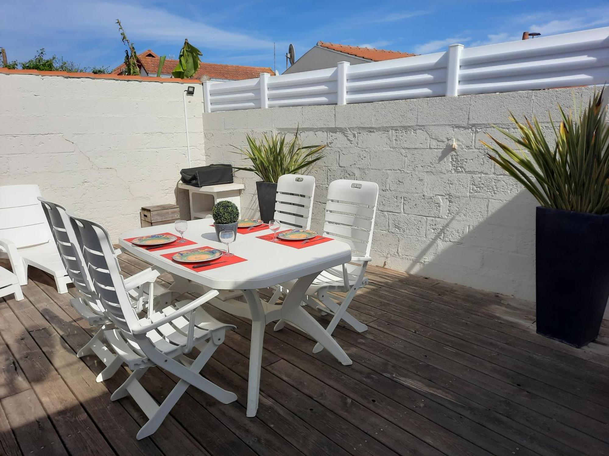 Villa Privee A 300M De La Plage Saint-Gilles-Croix-de-Vie Esterno foto